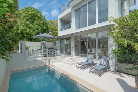 Fabulous 3 Bedroom Noosa Townhouse - Dalby Accommodation 1