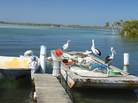 Fairholme 8, Perfect Lakefront Position - Dalby Accommodation 2