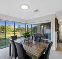 Fairway Village  Windaroo Lakes Golf Club - Dalby Accommodation