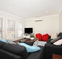 Fairways - 10 Mins to Hyams Beach - Dalby Accommodation