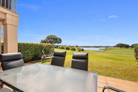 Fairways @ Hope Island Resort - Dalby Accommodation 2