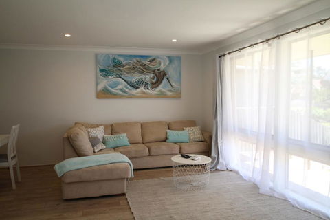 Family Getaway In Sussex - Dalby Accommodation 1