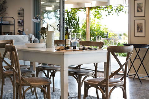 Farmer Smith Estate - Sunrise Retreat - Dalby Accommodation 2