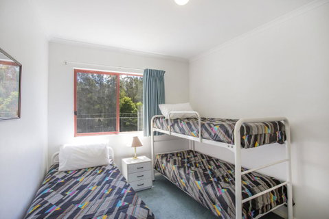 Fathoms 6 - Mollymook - Dalby Accommodation 1
