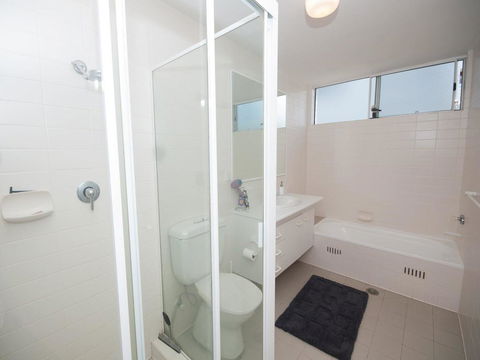 Filtered River Views - Dalby Accommodation 3