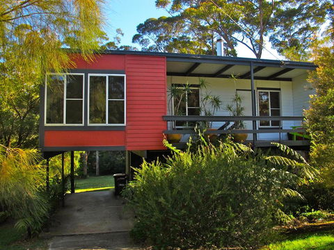 Finisterre Beach House - Dalby Accommodation 0