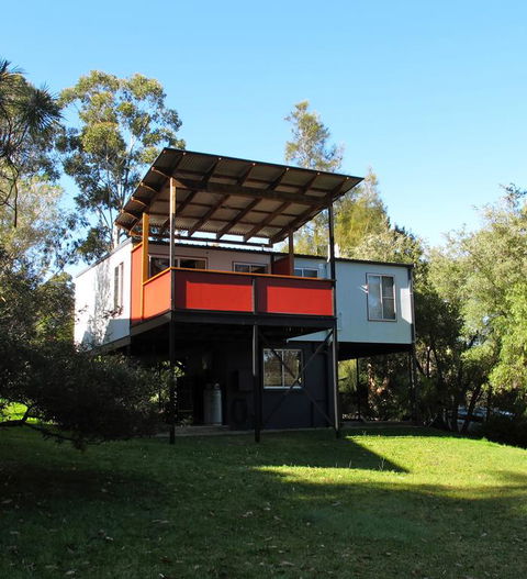 Finisterre Beach House - Dalby Accommodation 3