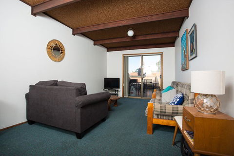 Fishermans Lodge - Dalby Accommodation 3