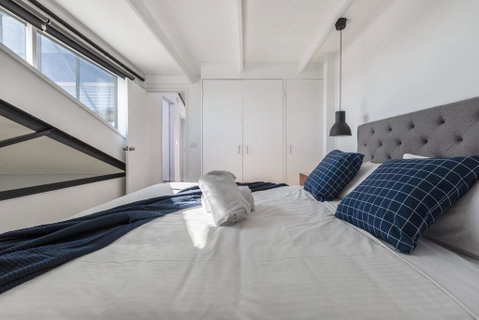 Fitzroy Converted Warehouse Penthouse - Dalby Accommodation 2