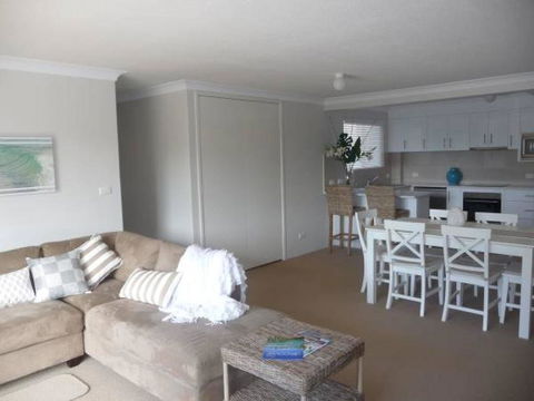 Fleur Court, Unit 9, 26-28 Head Street - Dalby Accommodation 1