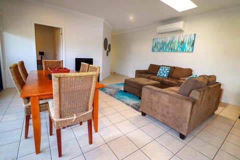 Flexi At Belmont - Dalby Accommodation 3