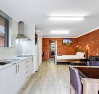 Fossicker Caravan Park - Dalby Accommodation