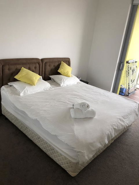 Four Bedroom Apartment - Dalby Accommodation 3
