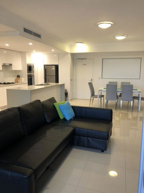 Four Bedroom Apartment - Dalby Accommodation 0