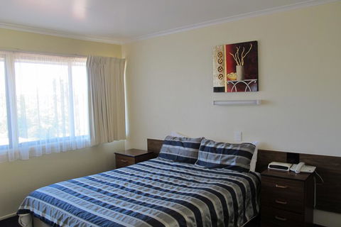 Fox Glenn Motor Inn - Dalby Accommodation 0