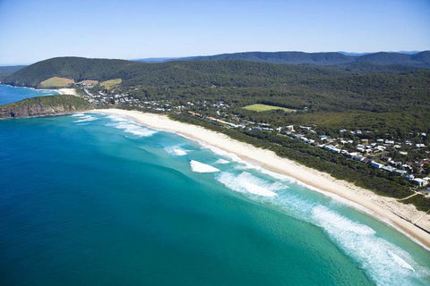 FRANGIPANI BEACH HOUSE - PET FRIENDLY 22 Belbourie Cres Boomerang Beach - Dalby Accommodation 1