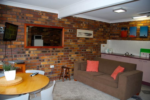 Freshwater Views - Dalby Accommodation 3
