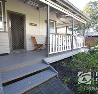Front Kauri Cottage - Dalby Accommodation