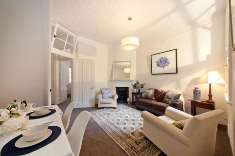 FUN TIMES In HUGE House 1 Minute To SYDNEY HARBOUR - Dalby Accommodation 0