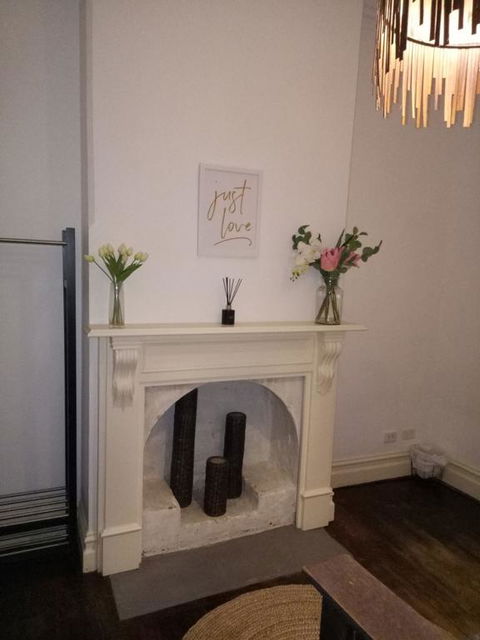 FUNKY COTTAGE - Dalby Accommodation 1