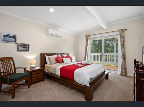 GALBRAITH BEACH STUDIO 3 - Dalby Accommodation 1