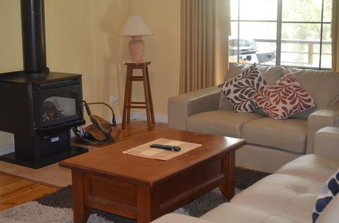 Gang Gang Villas - Dalby Accommodation 1