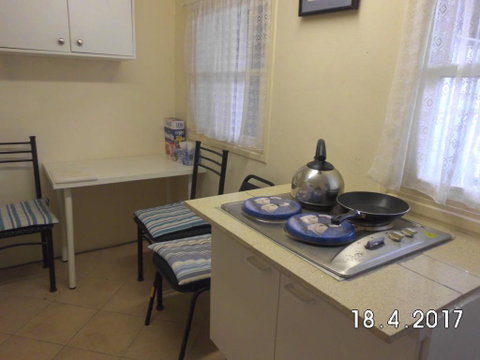 Garden Lodge - Dalby Accommodation 3