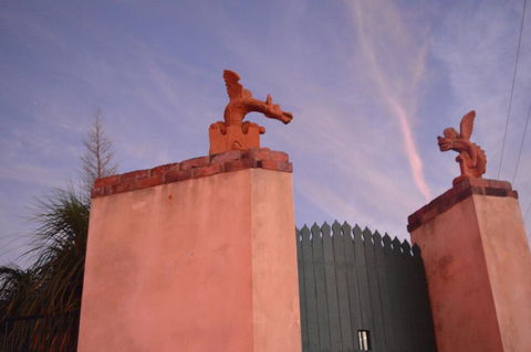 Gargoyle Lodge - Dalby Accommodation 0