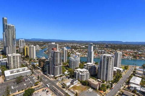 GCR Crown Towers Resort Private Apartment - Dalby Accommodation 2