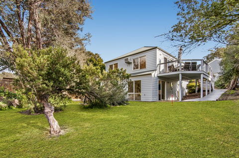 GDay Beach House - Dalby Accommodation 3