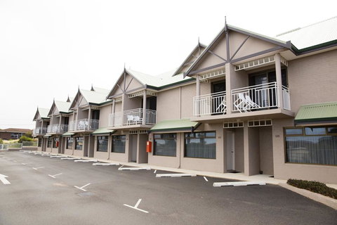Geraldton Motor Inn - Dalby Accommodation 3