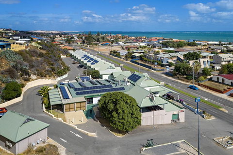 Geraldton Motor Inn - Dalby Accommodation 2