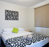 Geraldton's Ocean West Holiday Units  Short Stay Accommodation - Dalby Accommodation