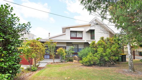 GETAWAY ON GARDEN - FREE WIFI - PET FRIENDLY (OUTSIDE ONLY) - Dalby Accommodation 0