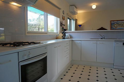 Glan Mor - Dalby Accommodation 3