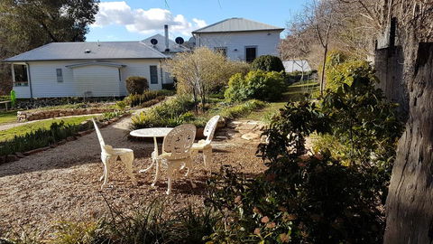 Glenburn House - Dalby Accommodation 1