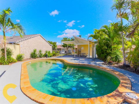 Gold Coast Family Villa - Dalby Accommodation 2