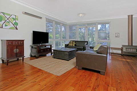 GOLF 39 MOLLYMOOK BEACH - Dalby Accommodation 2