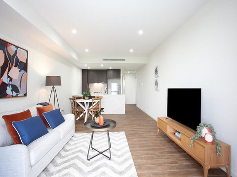 GOLF LOVERS RETREAT-Long/Short Term Lets AVL: L'Abode - Dalby Accommodation 1