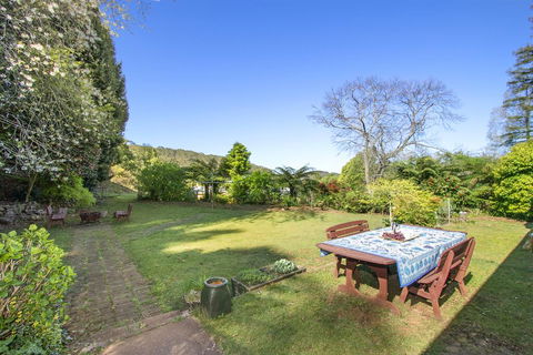 GOWAN ROSS COTTAGE - Dalby Accommodation 0