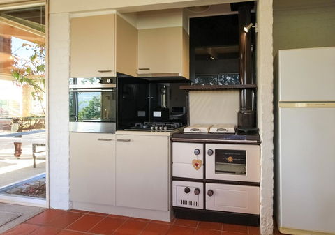 GRACEDALE HILLS HOMESTEAD - Dalby Accommodation 2
