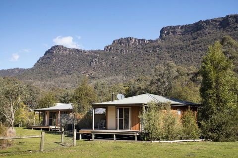 Grampians Chalets - Dalby Accommodation 1