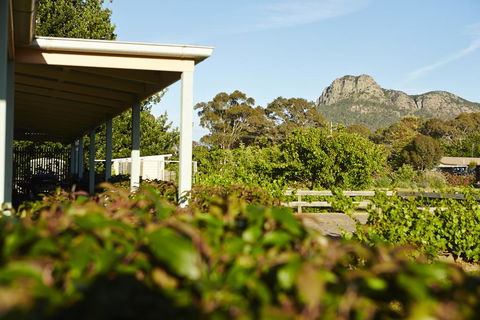 Grampians View B&B - Dalby Accommodation 0