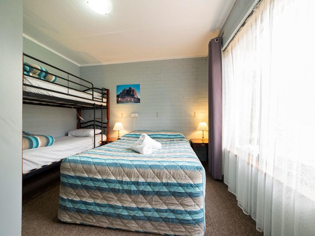 Lah VIC Dalby Accommodation