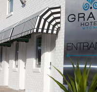 Grand Hotel and Studios - Dalby Accommodation