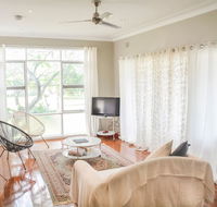 Gregory's Place - Dalby Accommodation