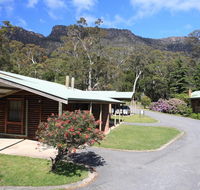 Halls Gap Log Cabins - Dalby Accommodation