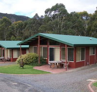 Halls Gap Valley Spa Lodges - Dalby Accommodation