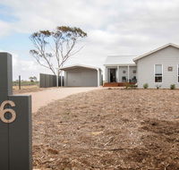 Happy Hours - Dalby Accommodation