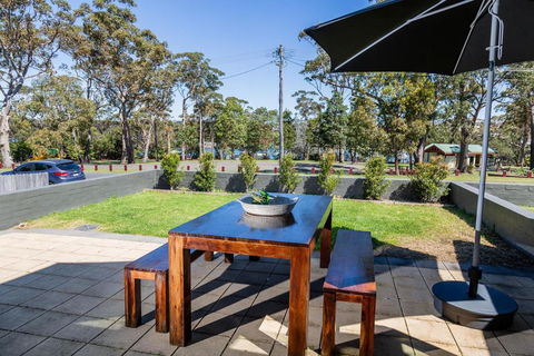 HARBOUR LIGHTS - Ulladulla - Dalby Accommodation 0